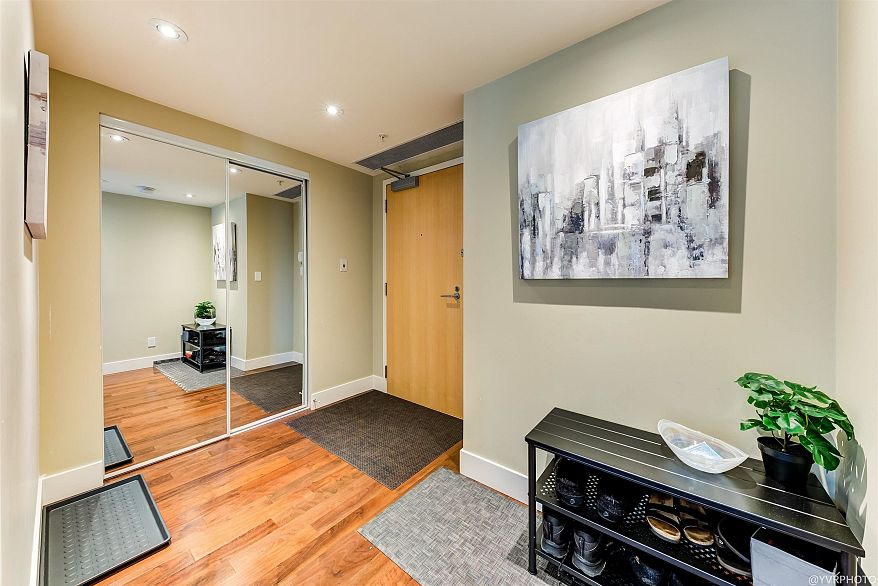 2102 1205 W Hastings Street