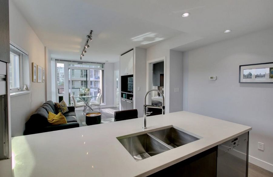 610 288 W 1st Avenue