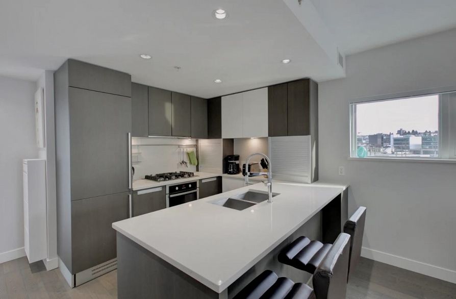 610 288 W 1st Avenue