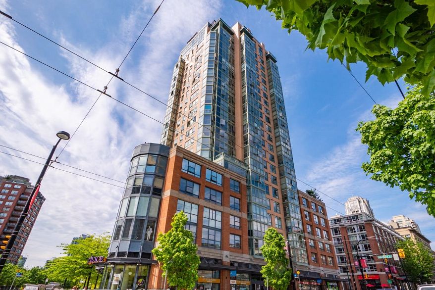 302 212 DAVIE STREET, Vancouver BC V6B 5Z4