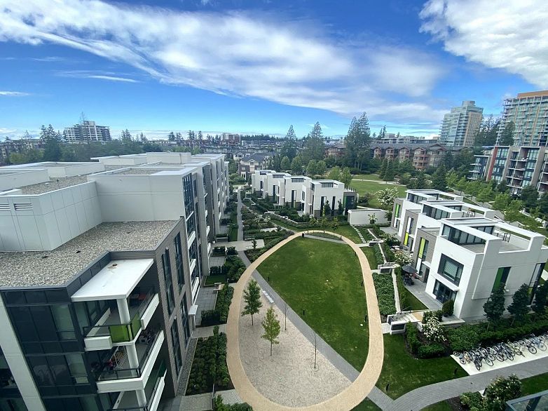 701 3487 Binning Road