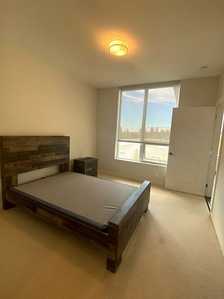 701 3487 Binning Road