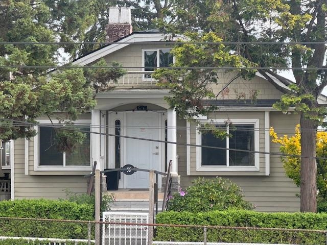 56 W 41st Avenue