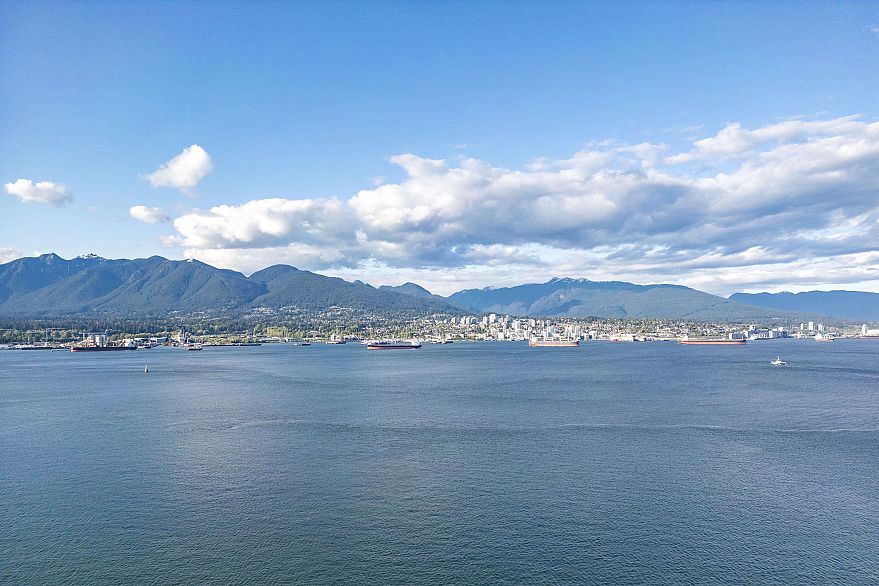 2902 667 Howe Street