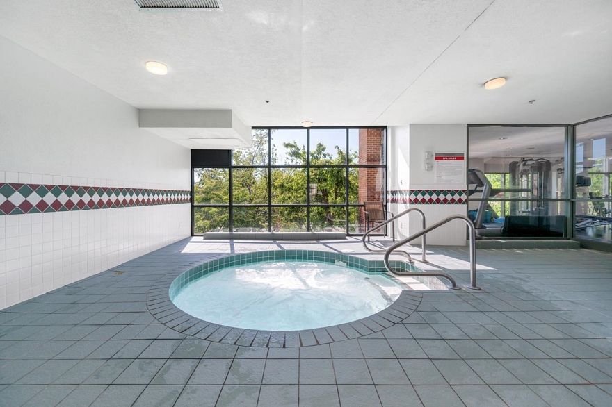 406 1128 Quebec Street