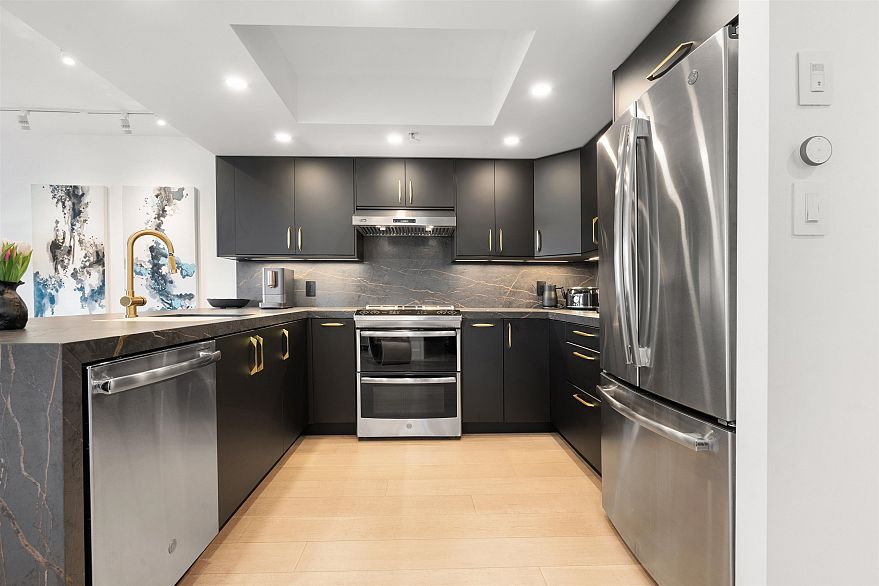 406 1128 Quebec Street