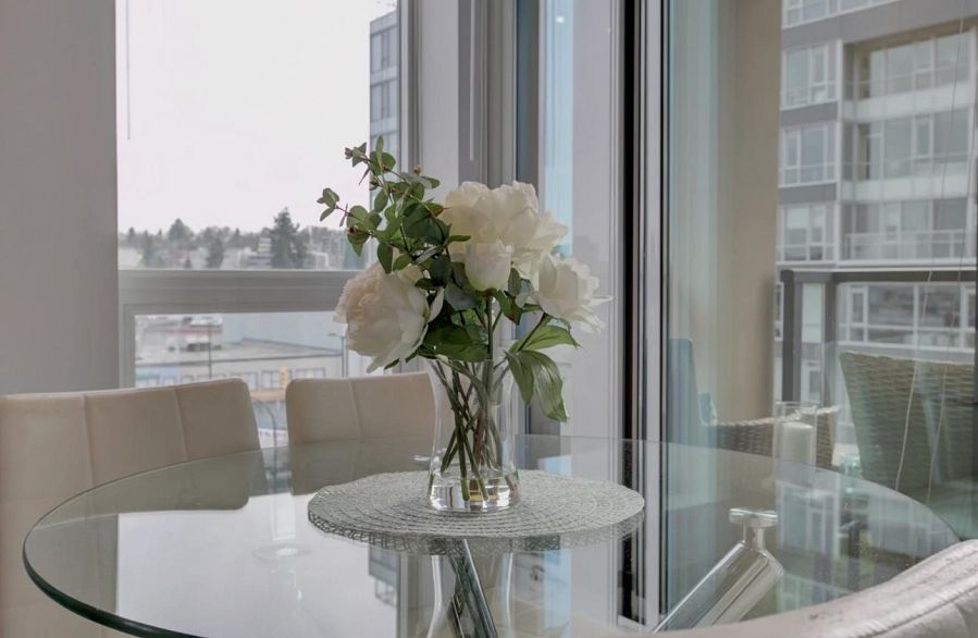 610 288 W 1st Avenue