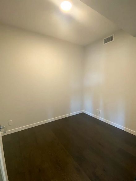 701 3487 Binning Road