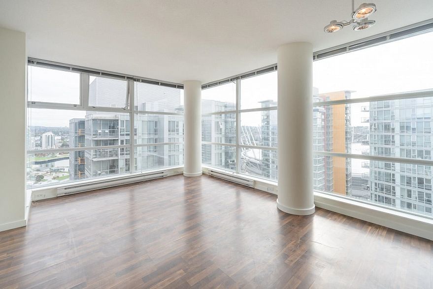 2901 602 Citadel Parade