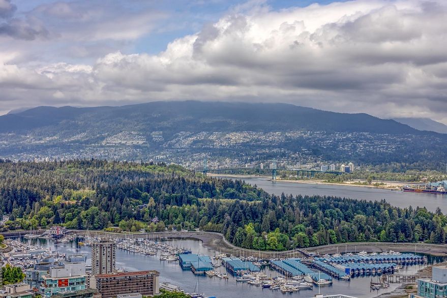 5606 1151 W Georgia Street