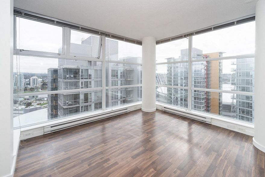 2901 602 Citadel Parade