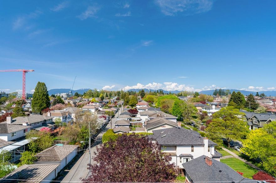 603 5693 Elizabeth Street