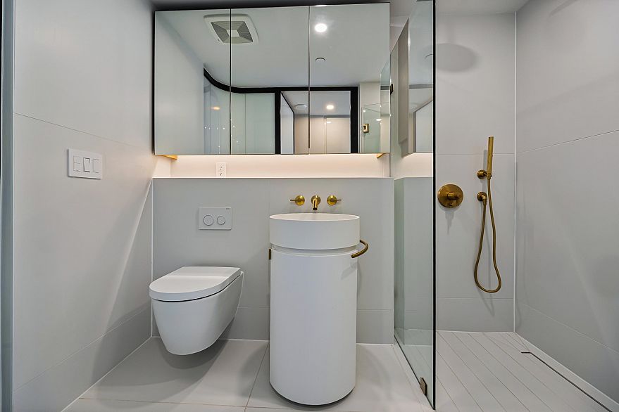 1204 1033 Nelson Street