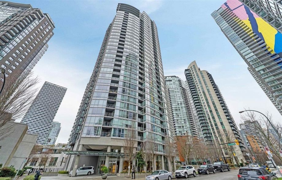 807 1495 RICHARDS STREET, Vancouver BC V6Z 3E3
