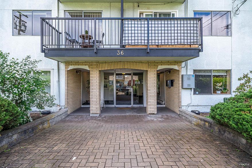 116 36 E 14th Avenue