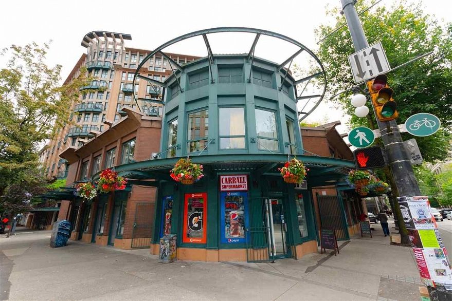 202 370 Carrall Street