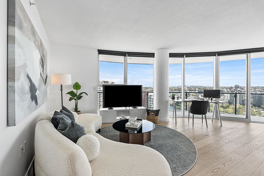 2717 89 Nelson Street