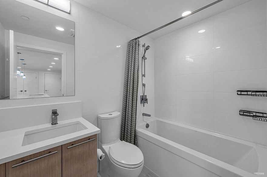 303 5077 Cambie Street