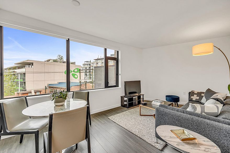 604 210 E 5th Avenue