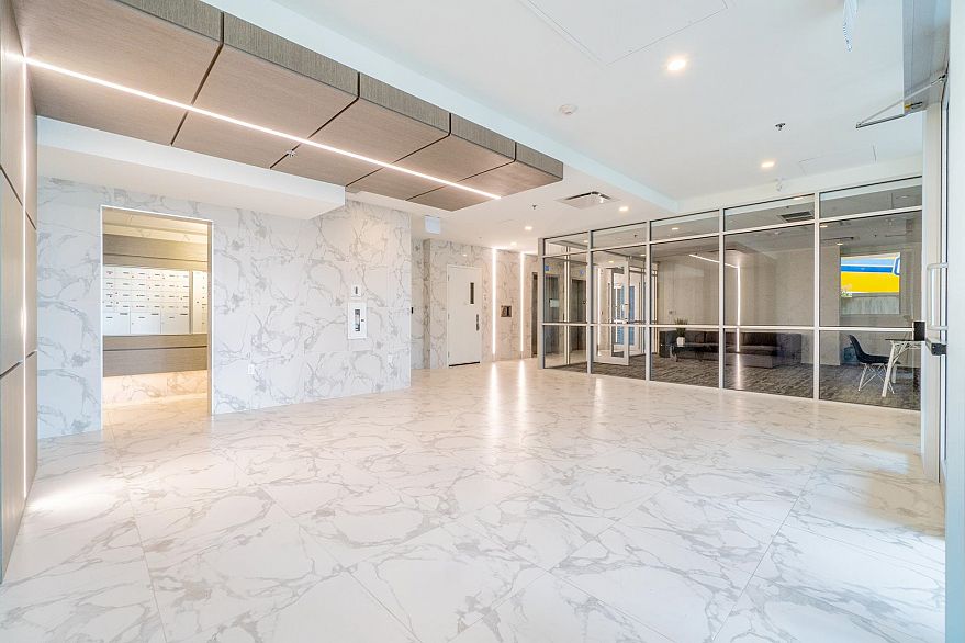 208 528 W King Edward Avenue