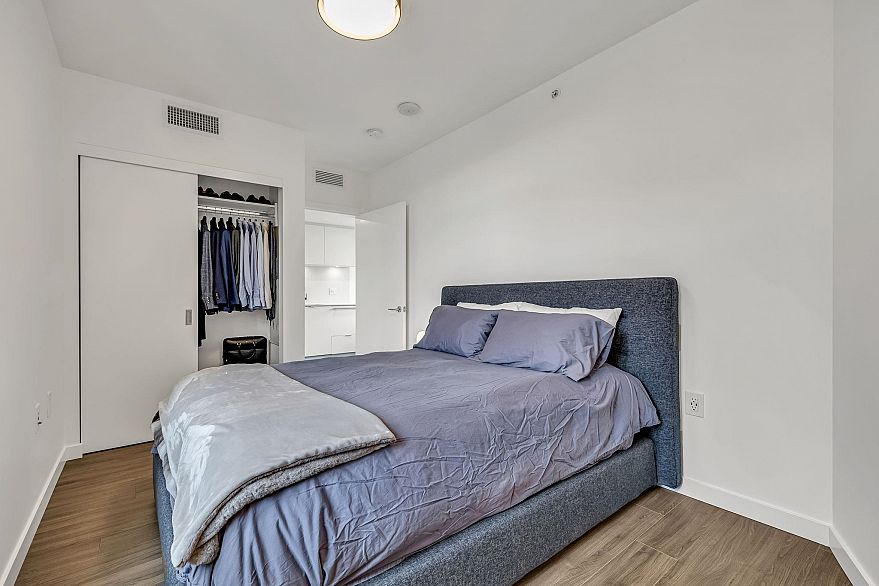 604 210 E 5th Avenue