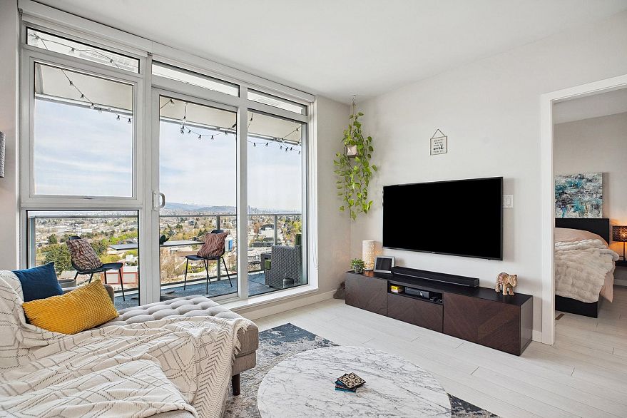 1804 285 E 10th Avenue