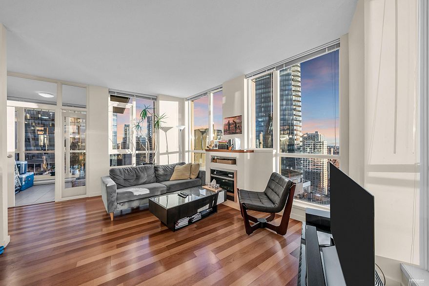 3404 1189 Melville Street