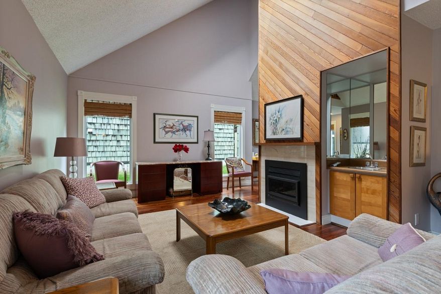 3673 Borham Crescent