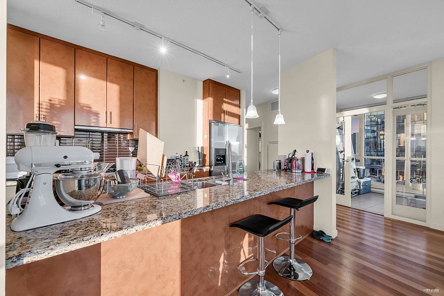 3404 1189 Melville Street