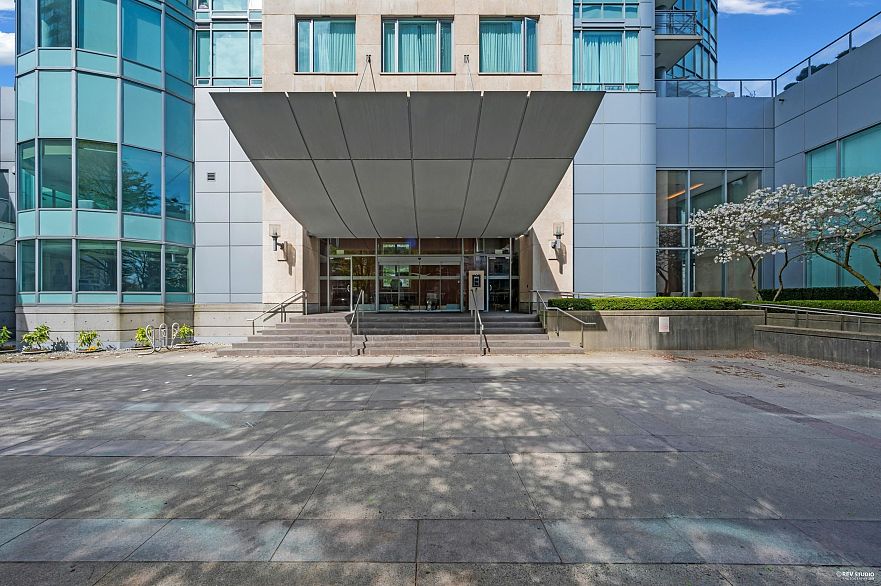 1304 323 Jervis Street