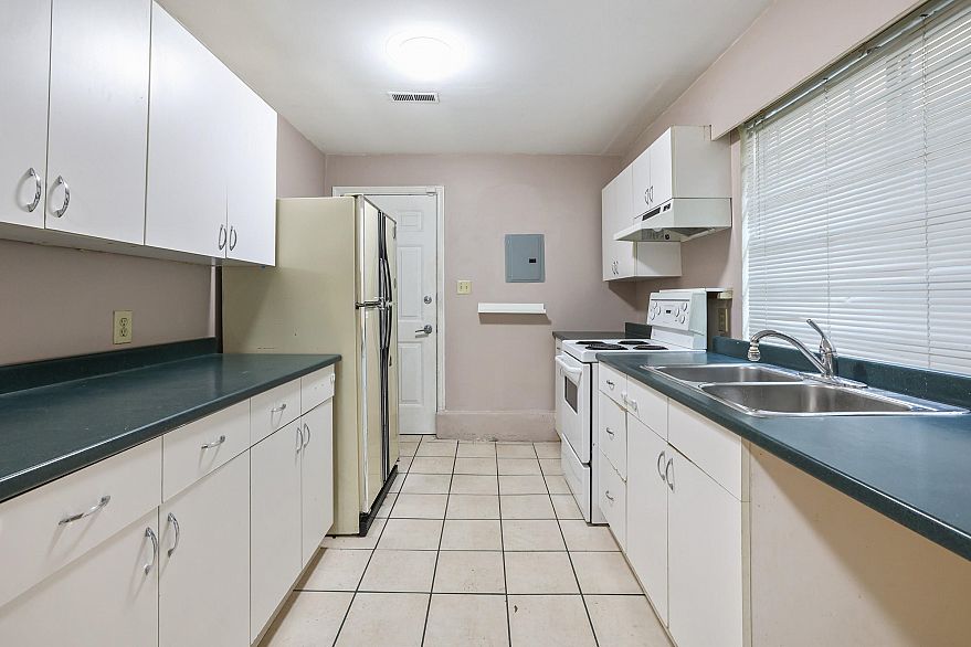 5872 Culloden Street