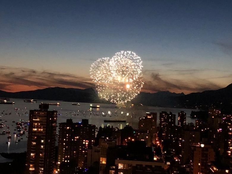 2804 889 Pacific Street