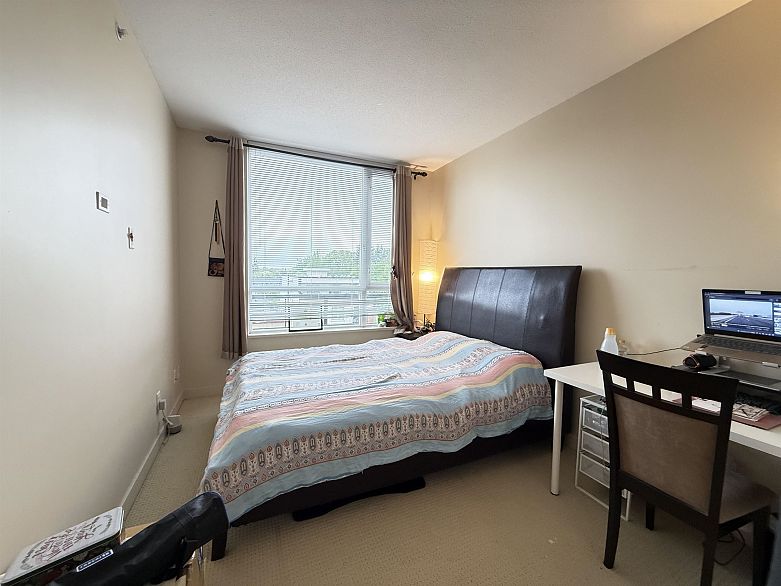 405 4028 Knight Street