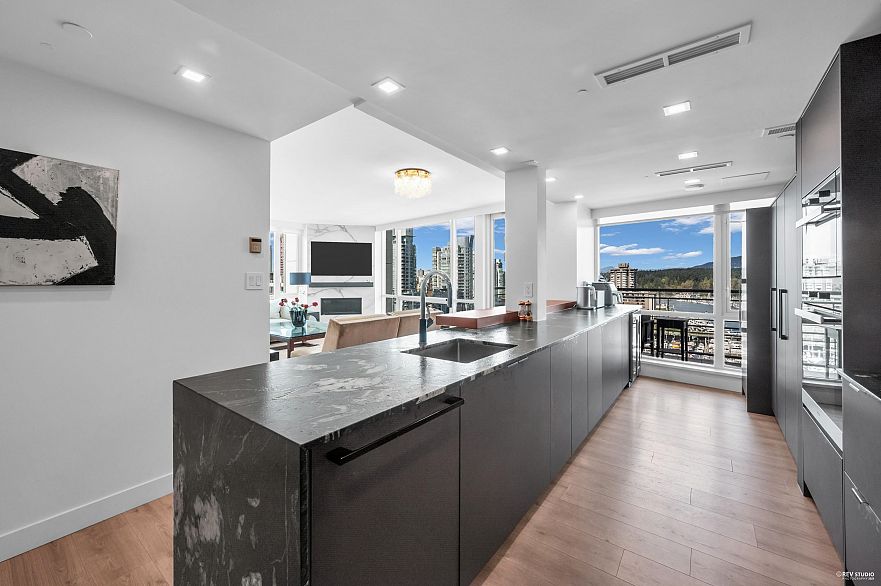 1304 323 Jervis Street