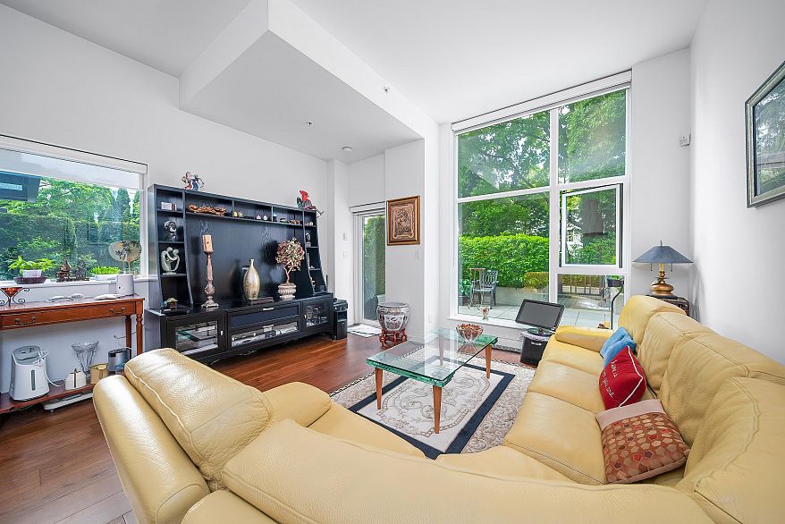 TH12 5989 Walter Gage Road