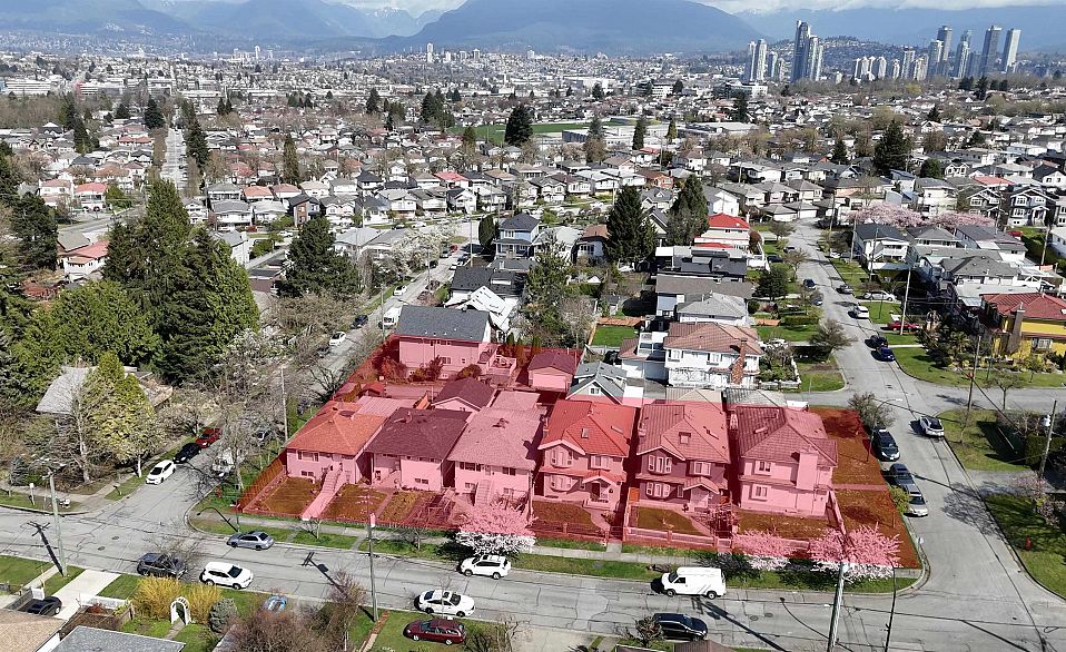 4598 Moss Street