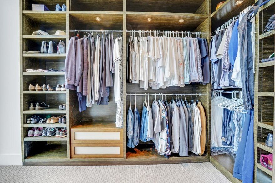 1902 667 Howe Street