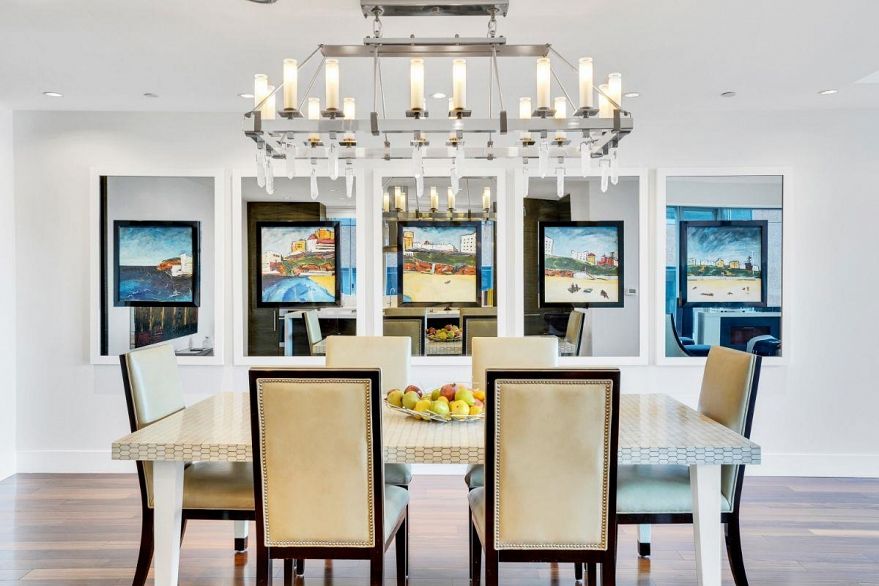 1902 667 Howe Street