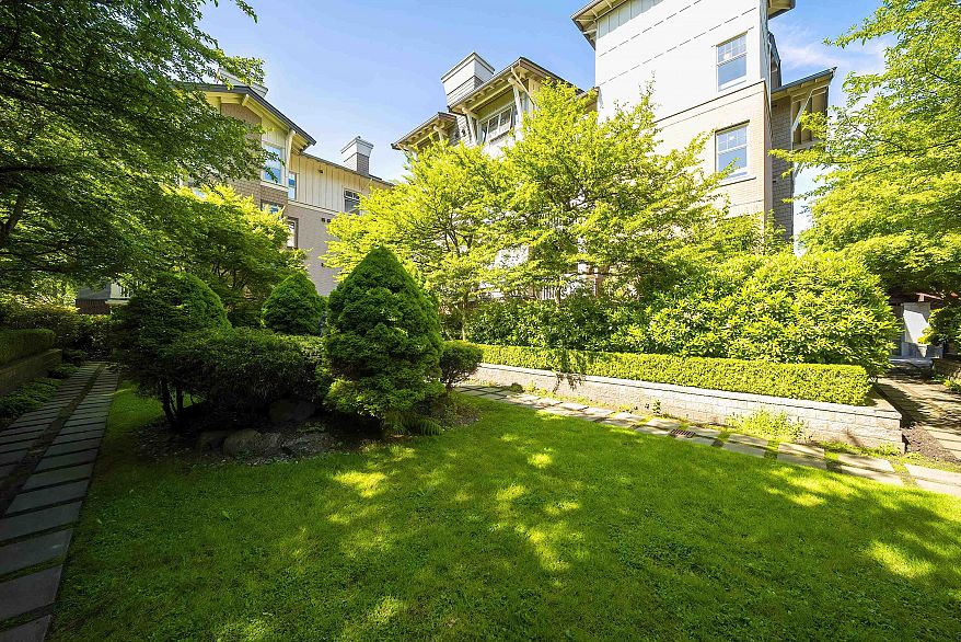 2113 4625 Valley Drive