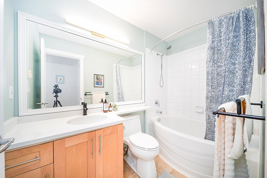 2113 4625 Valley Drive