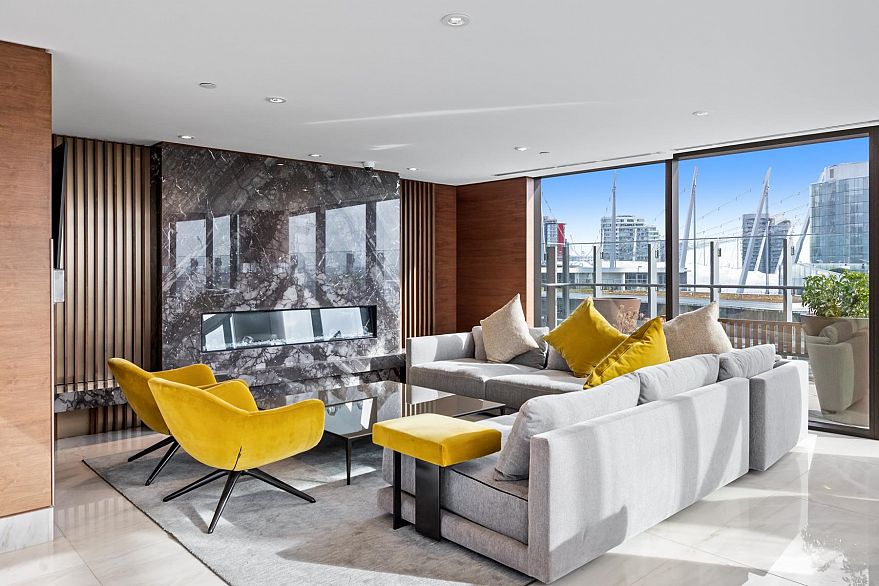 688 87 Nelson Street