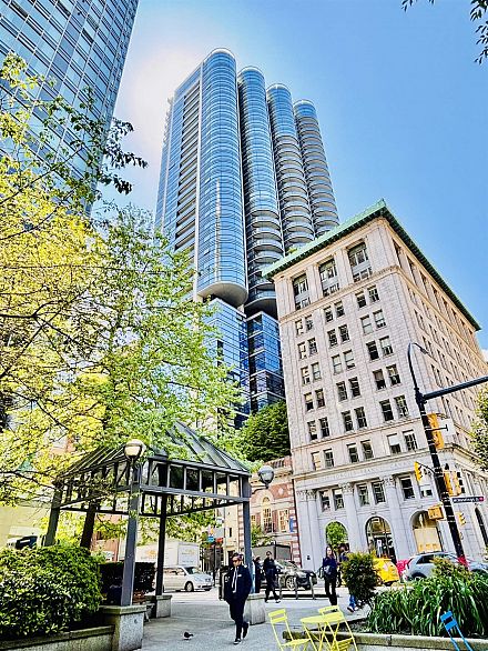 2804 838 W Hastings Street