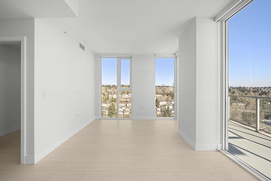 2203 3538 Sawmill Crescent