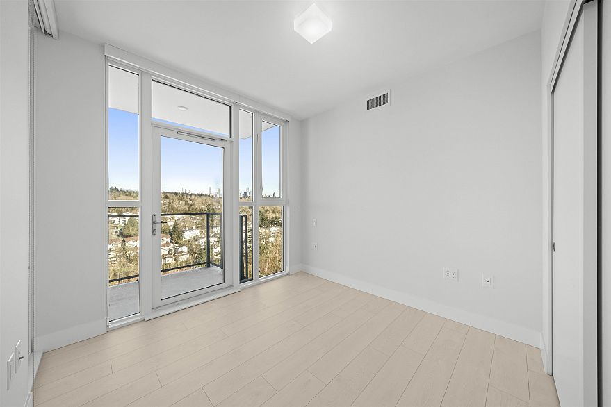 2203 3538 Sawmill Crescent