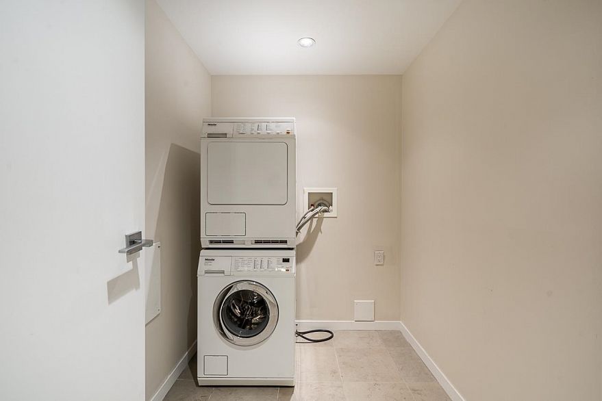 5985 Walter Gage Road