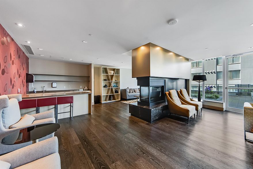 1603 1221 Bidwell Street