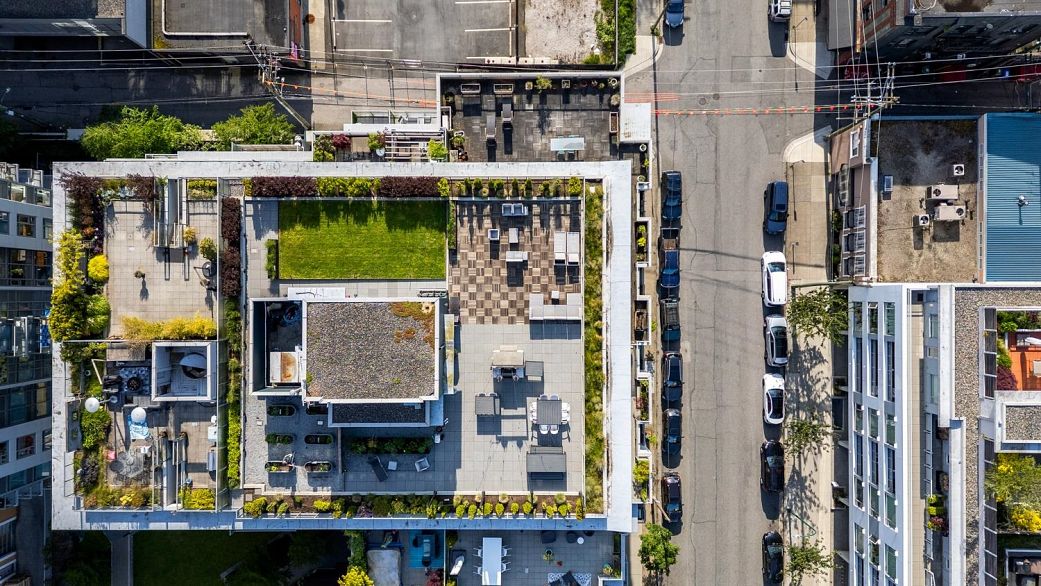 504 251 E 7th Avenue