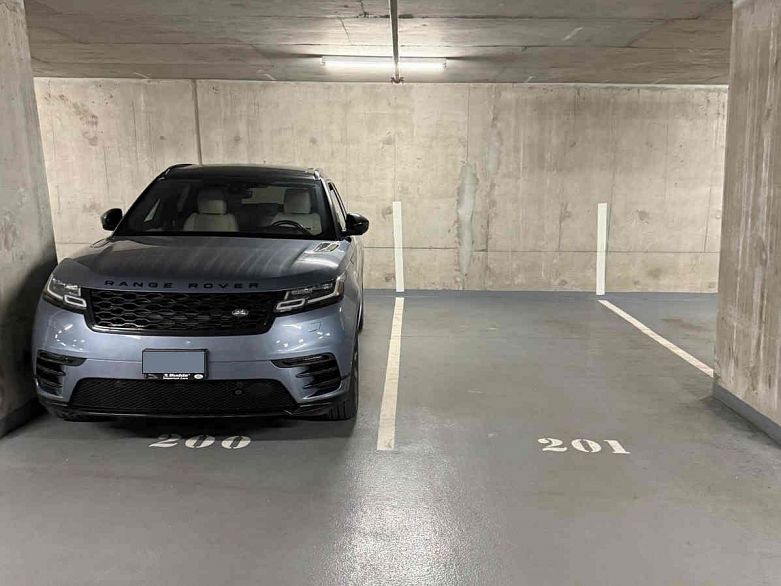 2608 161 W Georgia Street