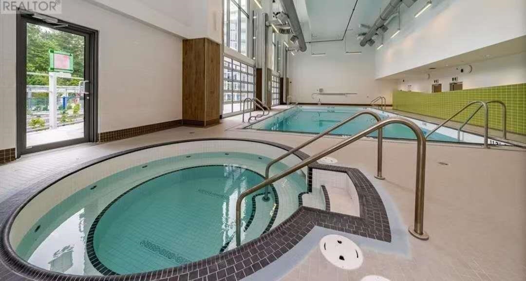 802 3557 Sawmill Crescent