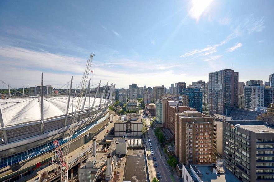 2608 161 W Georgia Street